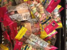 Charger l'image dans la galerie, FRUITSATIONS - SAC DE BONBON - SAVEUR DE FRUITS - 0,50$
