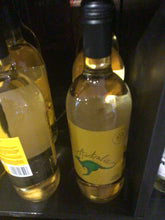 Charger l'image dans la galerie, WALLAROO TRAIL PINOT GRIGIO- VIN - BLANC- 1L
