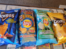 Charger l'image dans la galerie, LAY’S - sweet lime and sea salt - SAC - 235g
