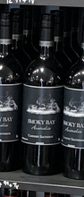 Charger l'image dans la galerie, SMOKY BAY CABERNET SAUVIGNON - VIN ROUGE - 1L
