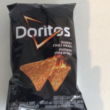 Charger l'image dans la galerie, DORITOS - PIMENT INFERNAL - SACHET 80G
